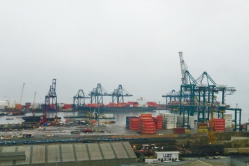 How port pricing could resolve mega-ship challenges